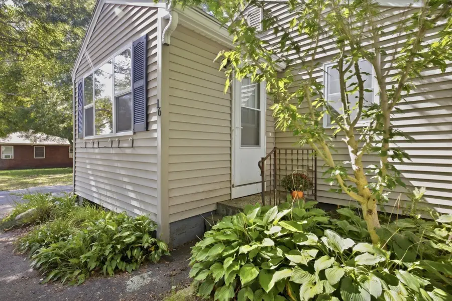 16 Fourth Ave., Lakeville, MA 02347 - #3