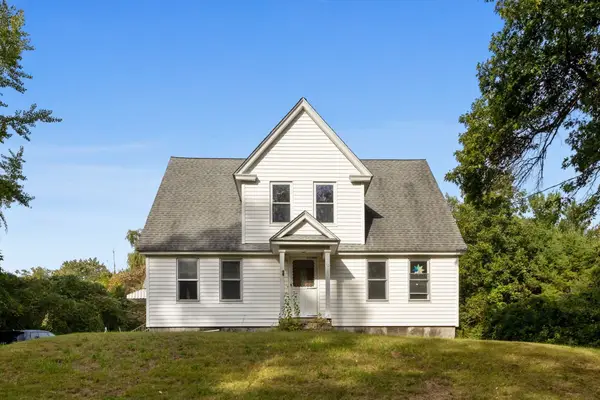 10 Salem St, Methuen, MA 01844