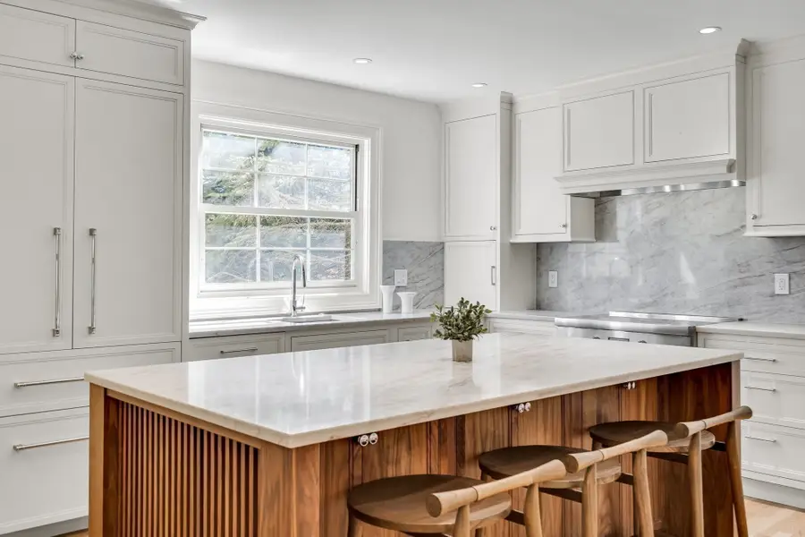 1245 Commonwealth Ave, Newton, MA 02465 - #2