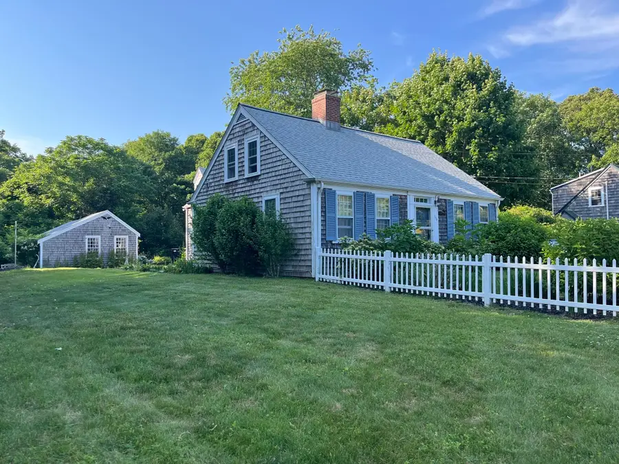 170 Lakeview Ave, Falmouth, MA 02540 - #2