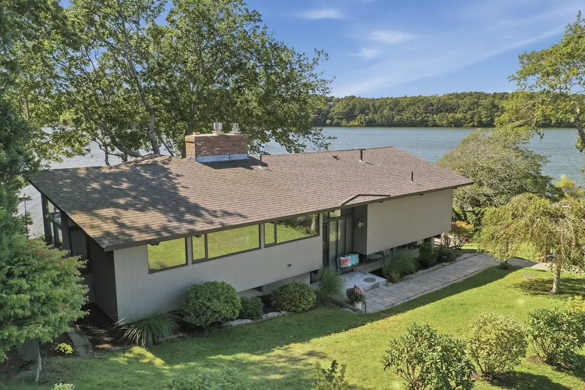 32 Eagle Hill Dr, Plymouth, MA 02360 - #1