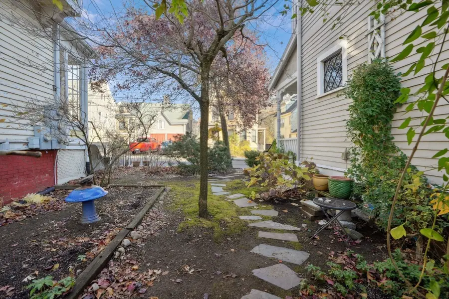 9 Kidder Ave #2, Somerville, MA 02144 - #2