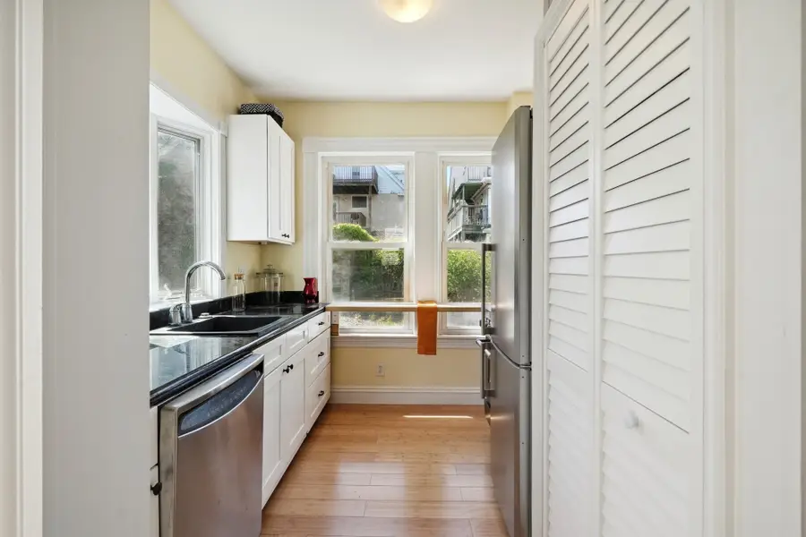 9 Kidder Ave #2, Somerville, MA 02144 - #3