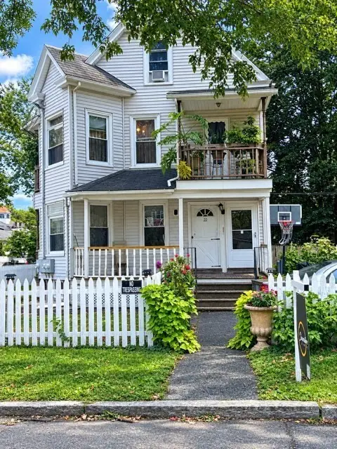 22-24 Raymond Place, Springfield, MA 01104 - #1