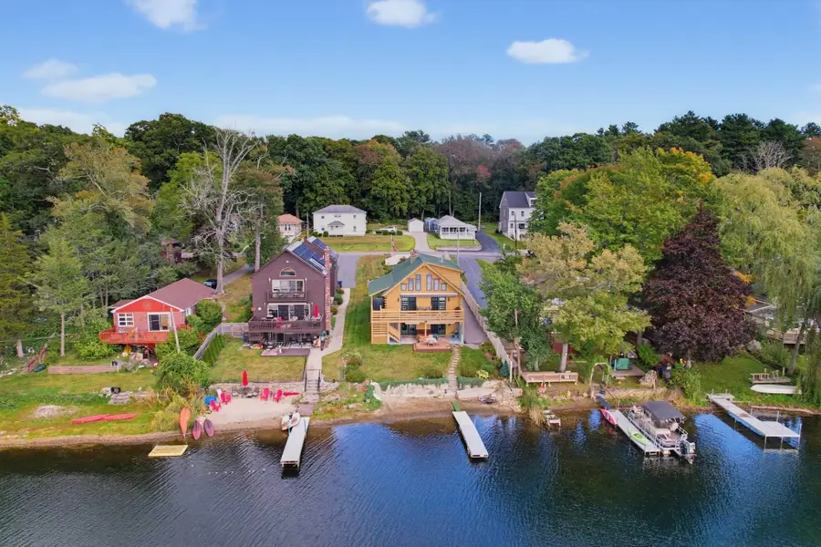 21 Taft Ave, Mendon, MA 01756 - #2