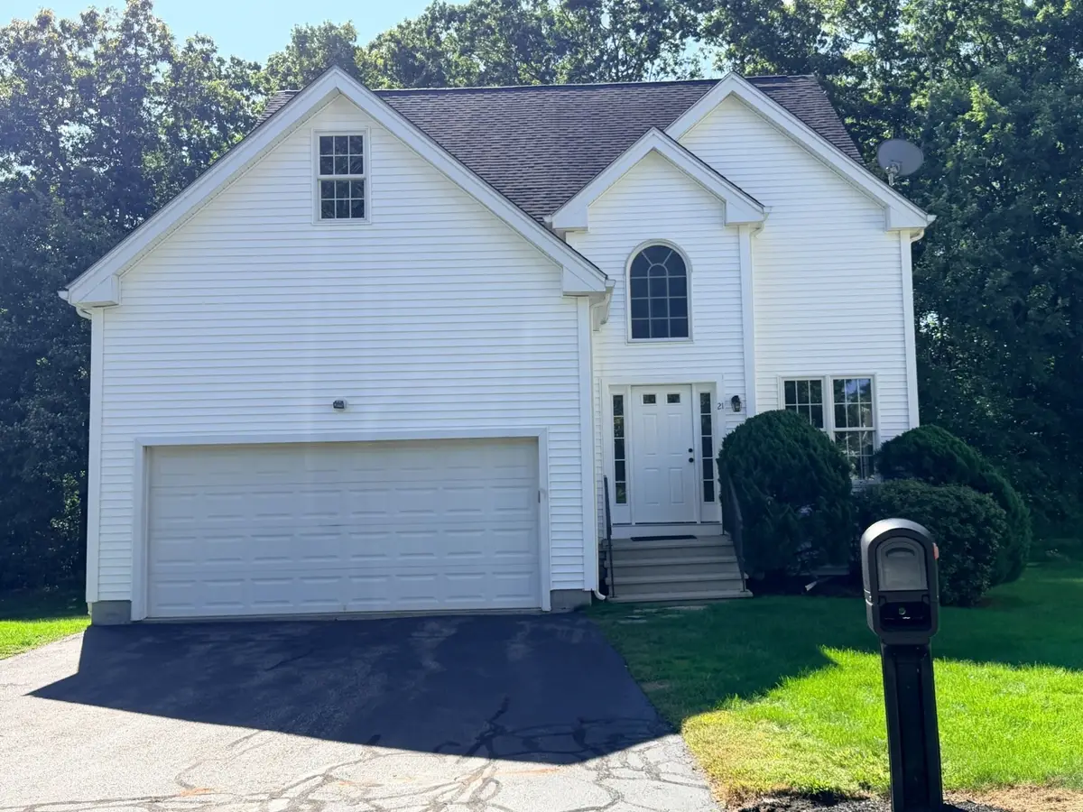 21 Zain Cir #11, Milford, MA 01757 - #1