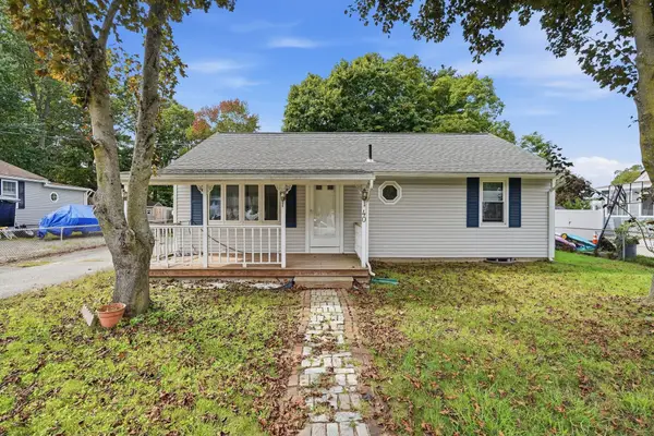 40 W Belmont St, Ludlow, MA 01056