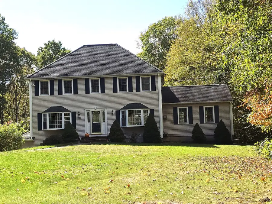 697 Tremont St, North Dighton, MA 02764 - #3