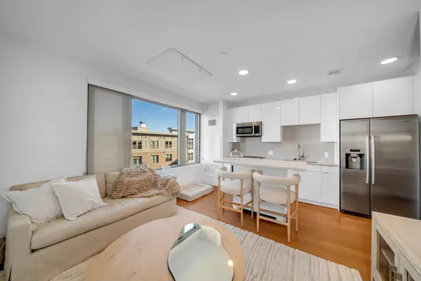 45 Lewis St #502, Boston, MA 02128
