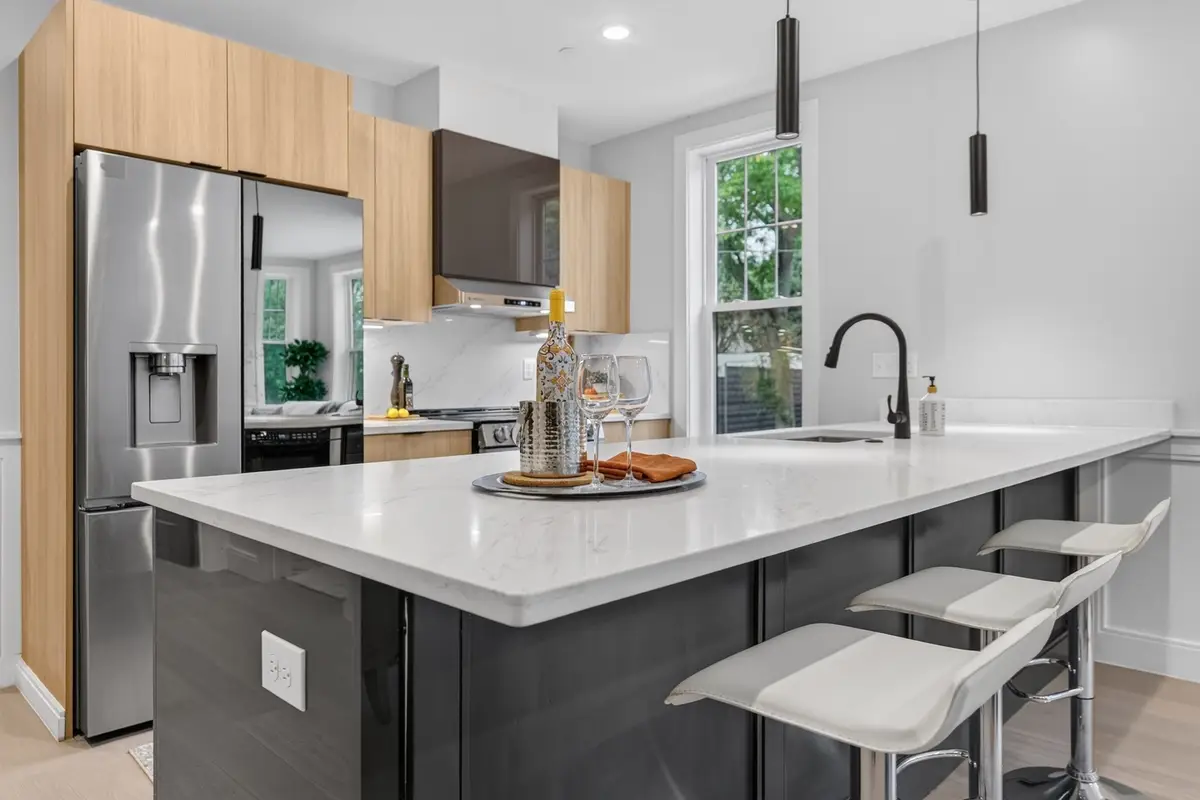 1006A Broadway #A, Somerville, MA 02144 - #1