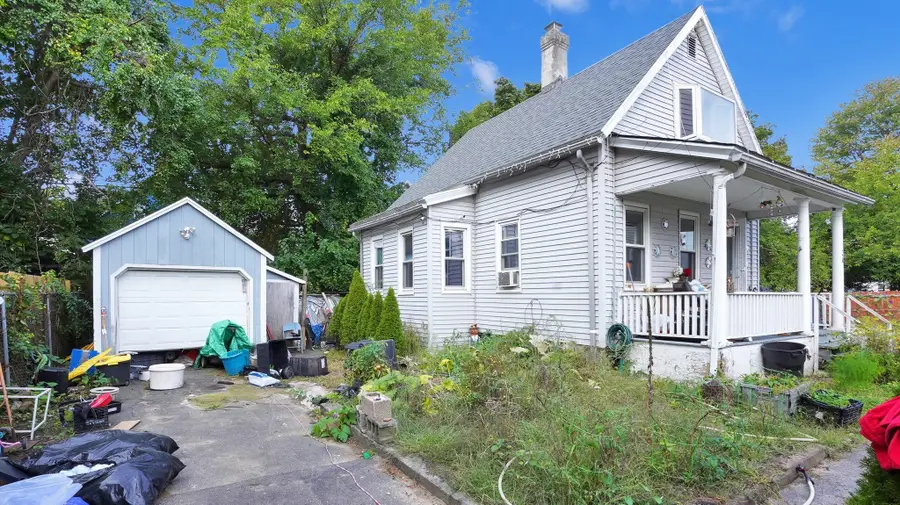 34 Cambridge St, Springfield, MA 01109 - #3