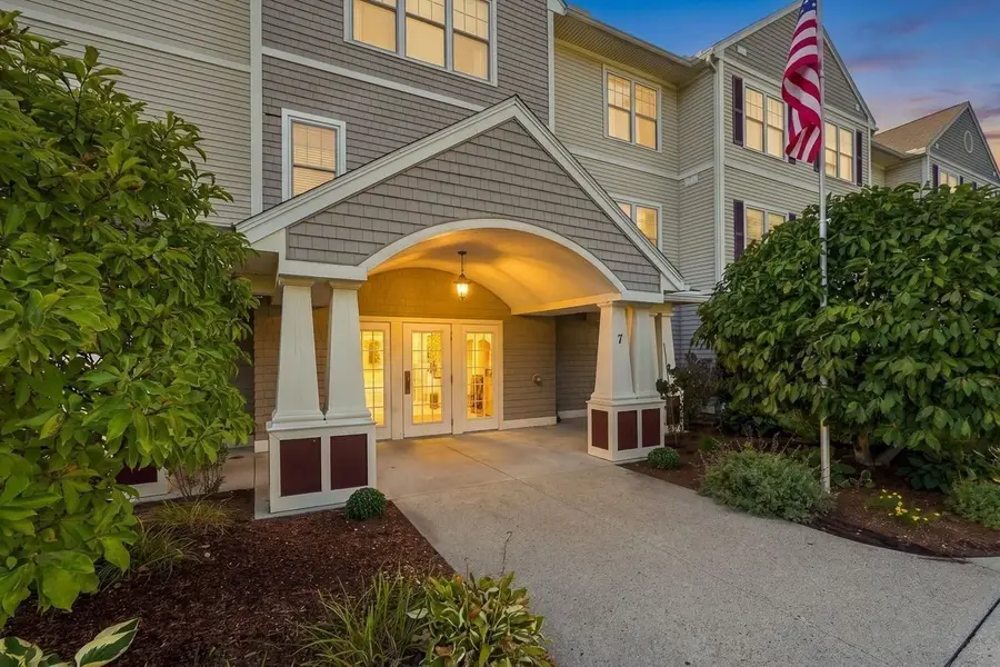 7 Crescent Way #101, Sturbridge, MA 01566 - #2