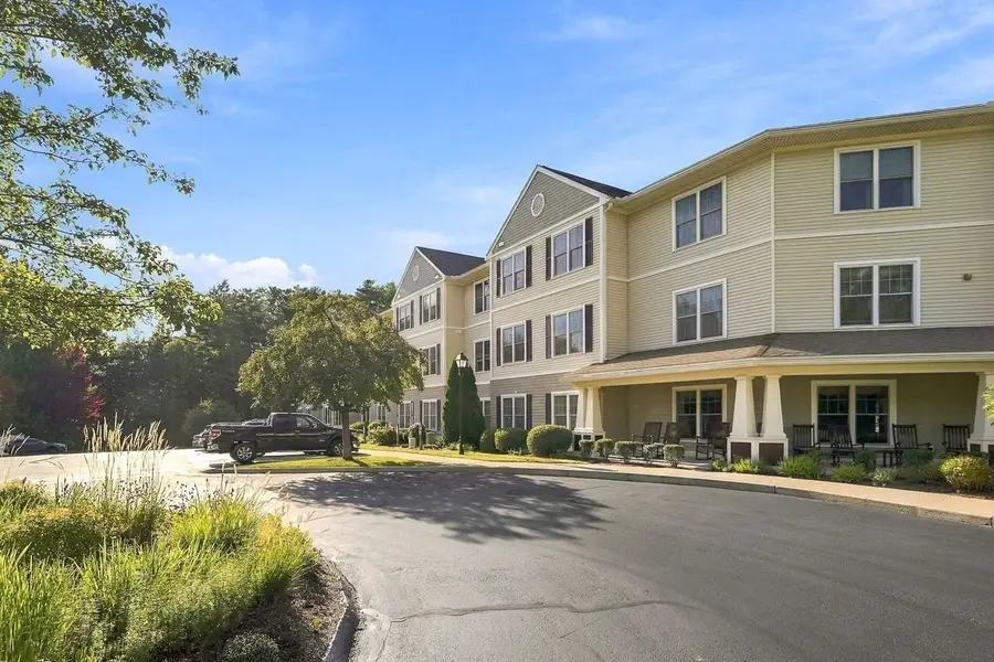 7 Crescent Way #101, Sturbridge, MA 01566 - #3