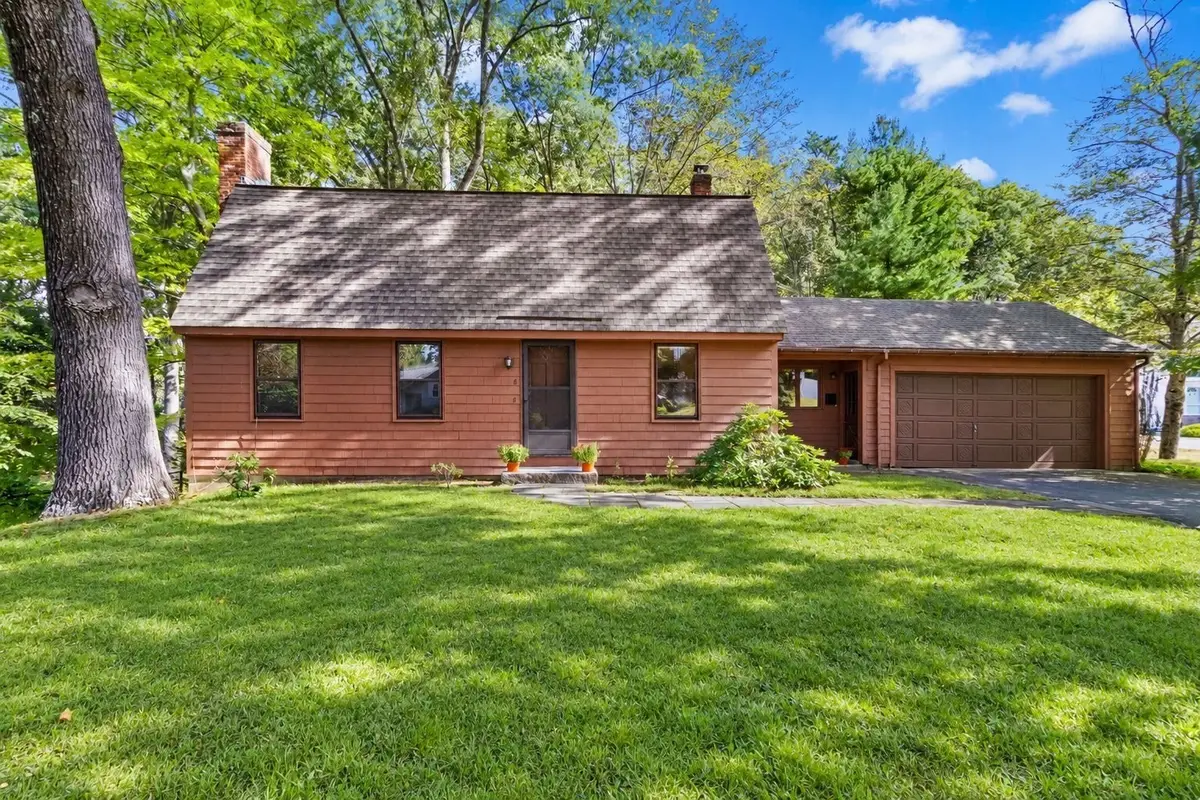 8 Ethelyn Cir, Maynard, MA 01754 - #1