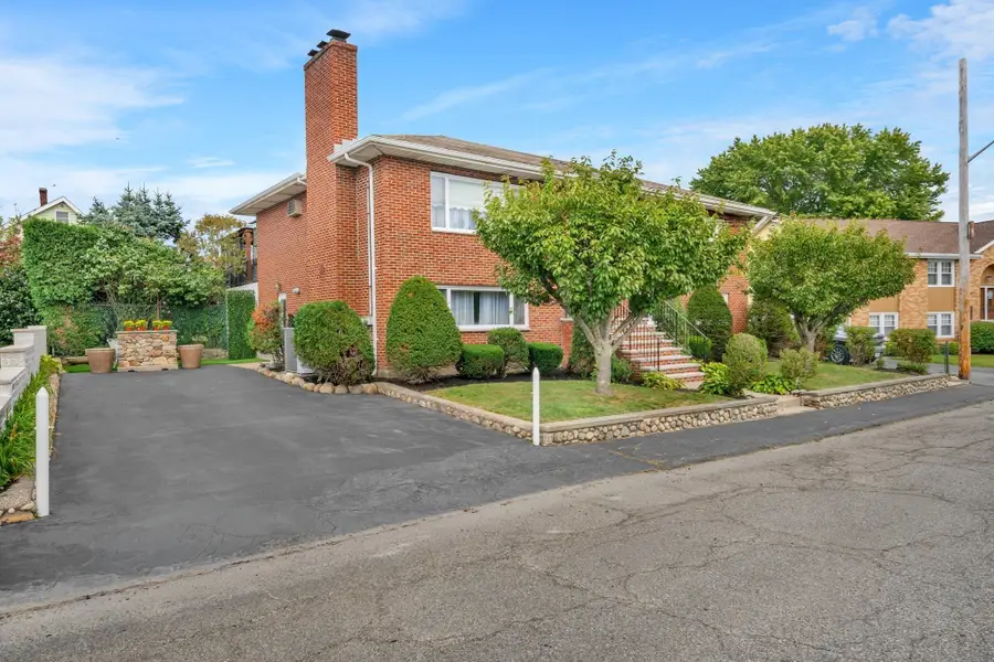 32 Robert Rd, Revere, MA 02151 - #2