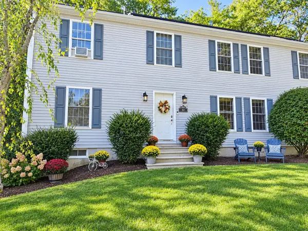 115 Farm Pond Road, Oakham, MA 01068