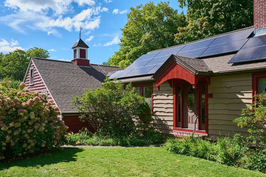 73 N Silver Lane, Sunderland, MA 01375 - #2