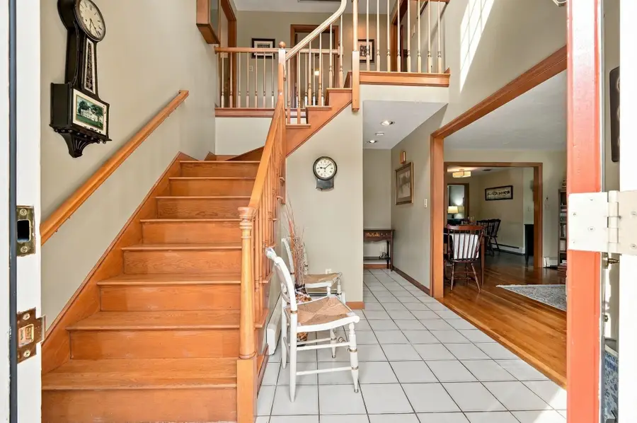 70 Birchbark Dr, Hanson, MA 02341 - #3