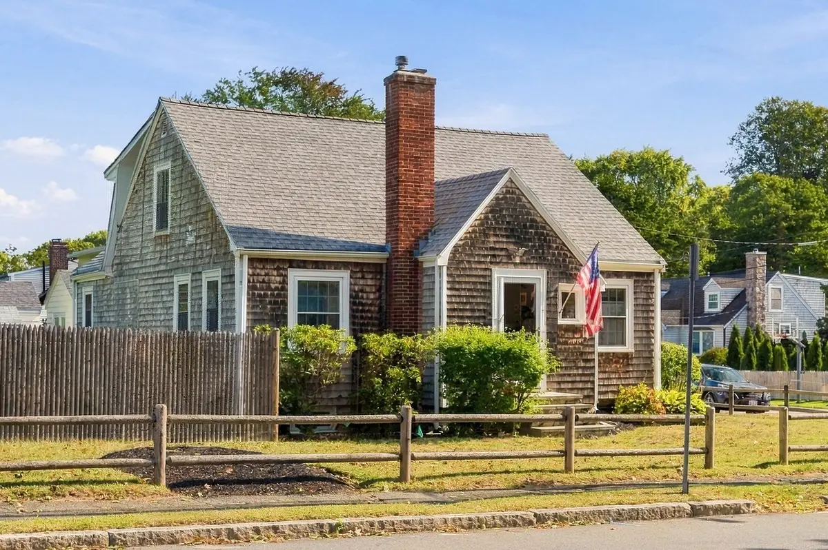30 Ocean Ave, Marblehead, MA 01945 - #1