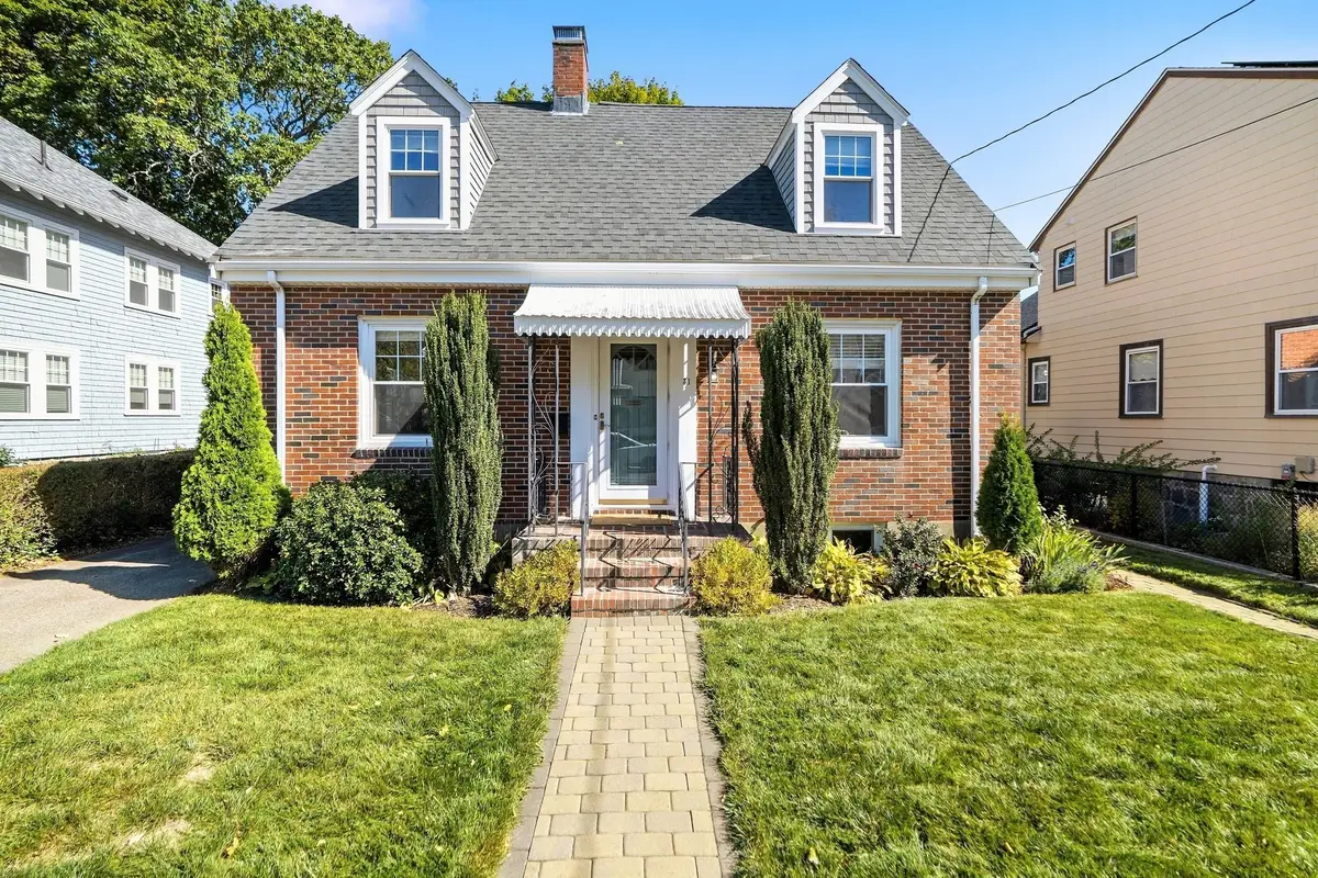 31 Zeller St, Boston, MA 02131 - #1