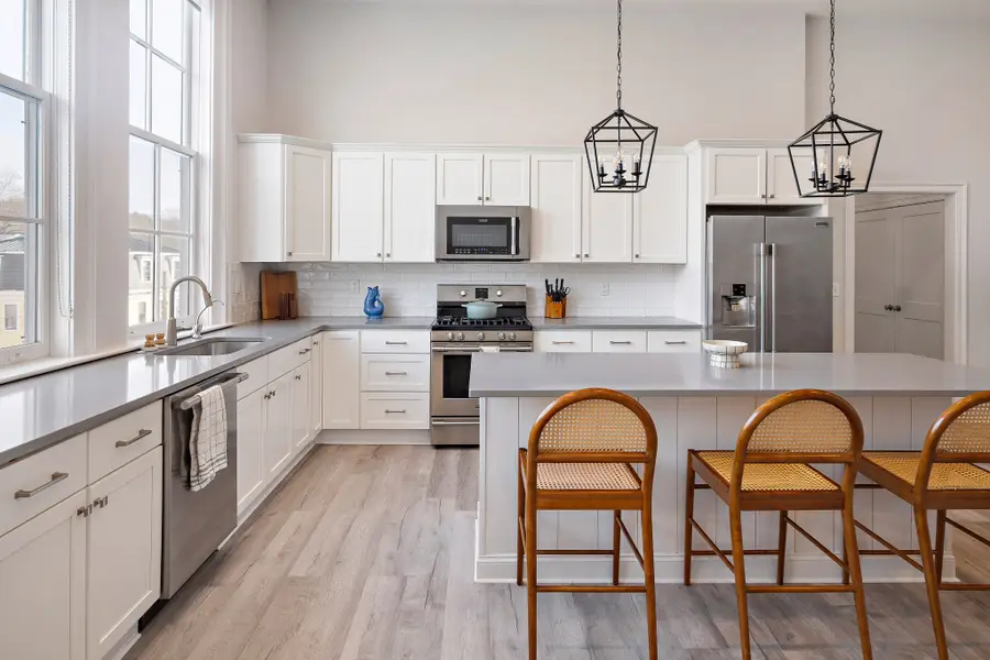 10 Congress St #301, Amesbury, MA 01913 - #2