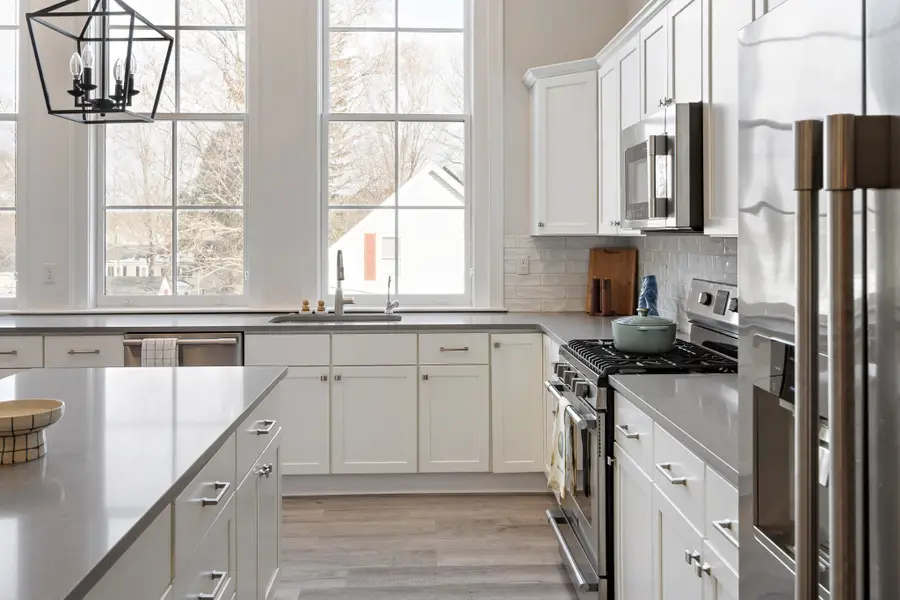10 Congress St #301, Amesbury, MA 01913 - #3