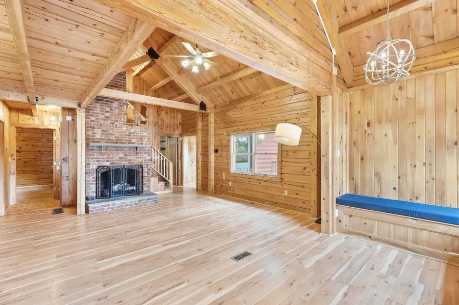 52 Central Ave, Ayer, MA 01432 - #2