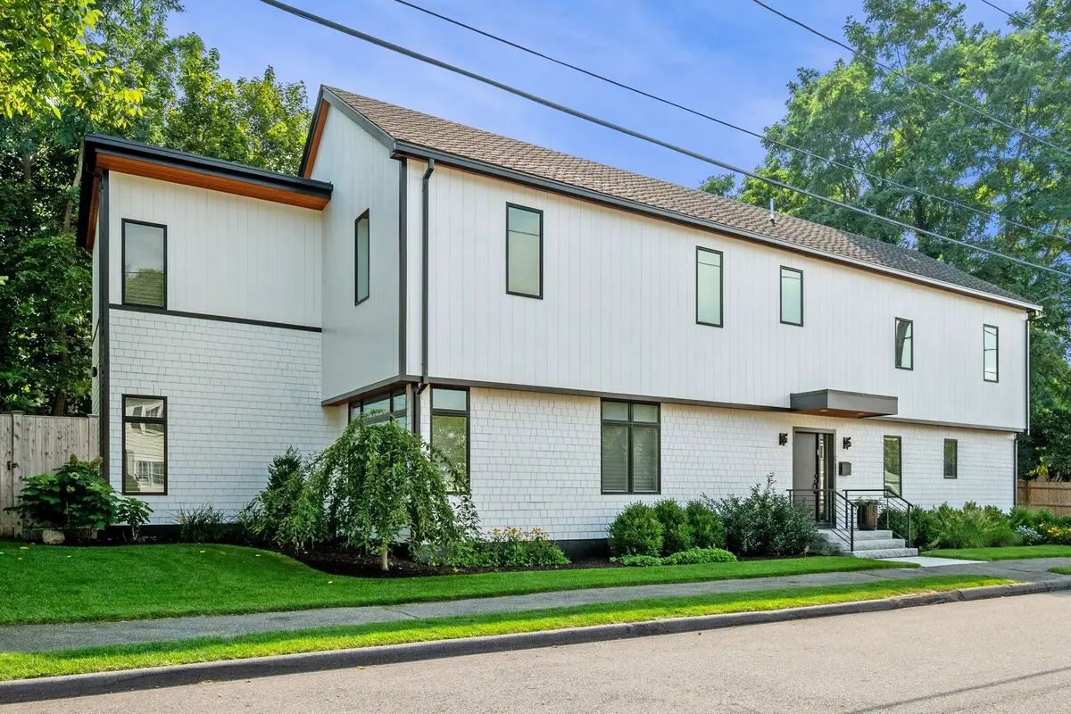 8 Dennison Ave, Swampscott, MA 01907 - #1