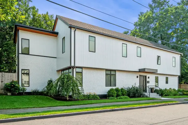 8 Dennison Ave, Swampscott, MA 01907