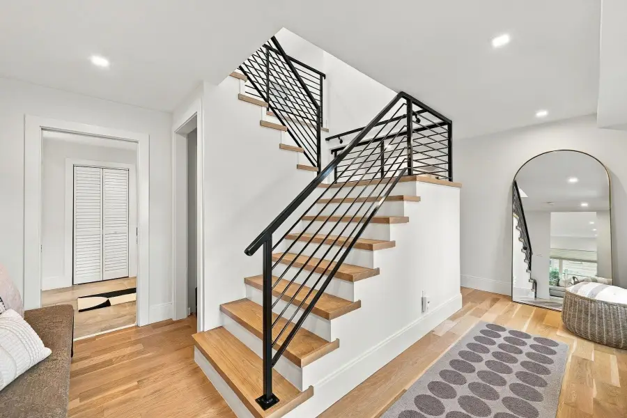 8 Dennison Ave, Swampscott, MA 01907 - #2