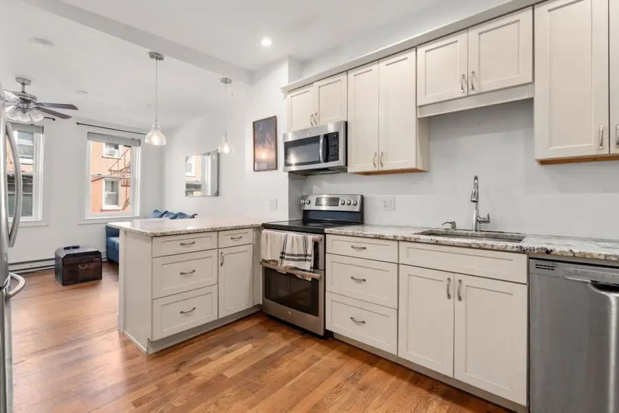 162 Endicott St #1, Boston, MA 02113 - #2