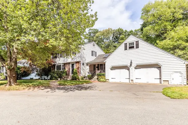 15 Johnson Rd, Avon, MA 02322