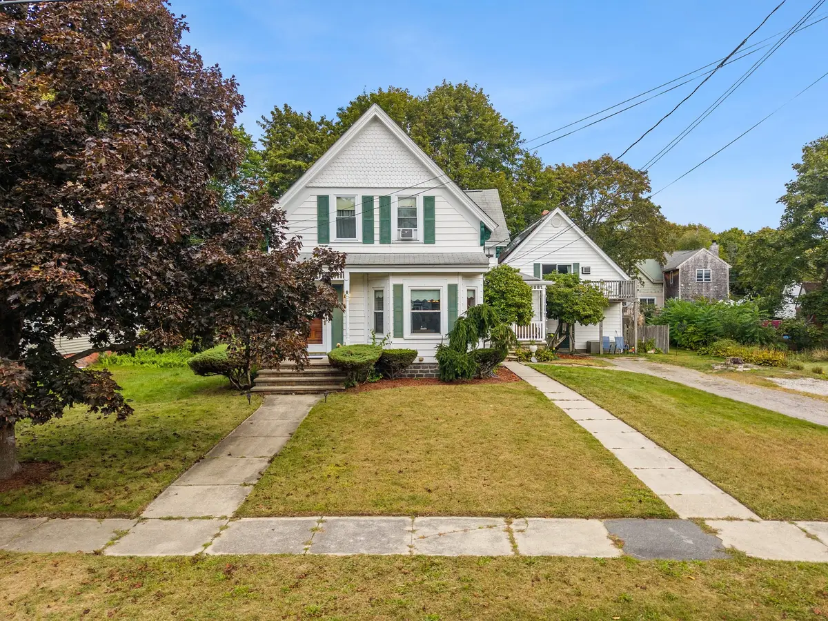 19 Whidden Ave, Whitman, MA 02382 - #1