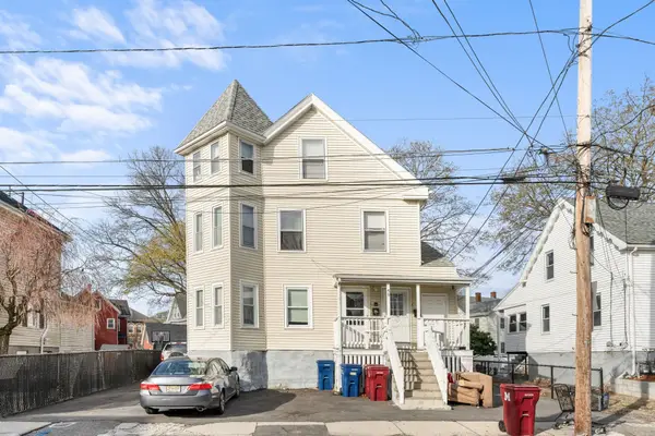 40 Hurd St, Melrose, MA 02176