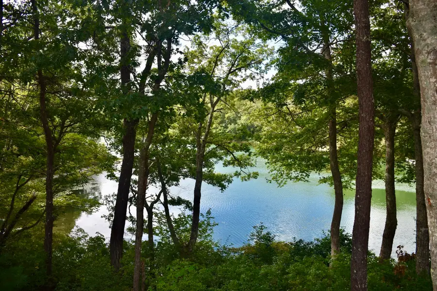 195 Lake Shore Dr, Marstons Mills, MA 02648 - #3