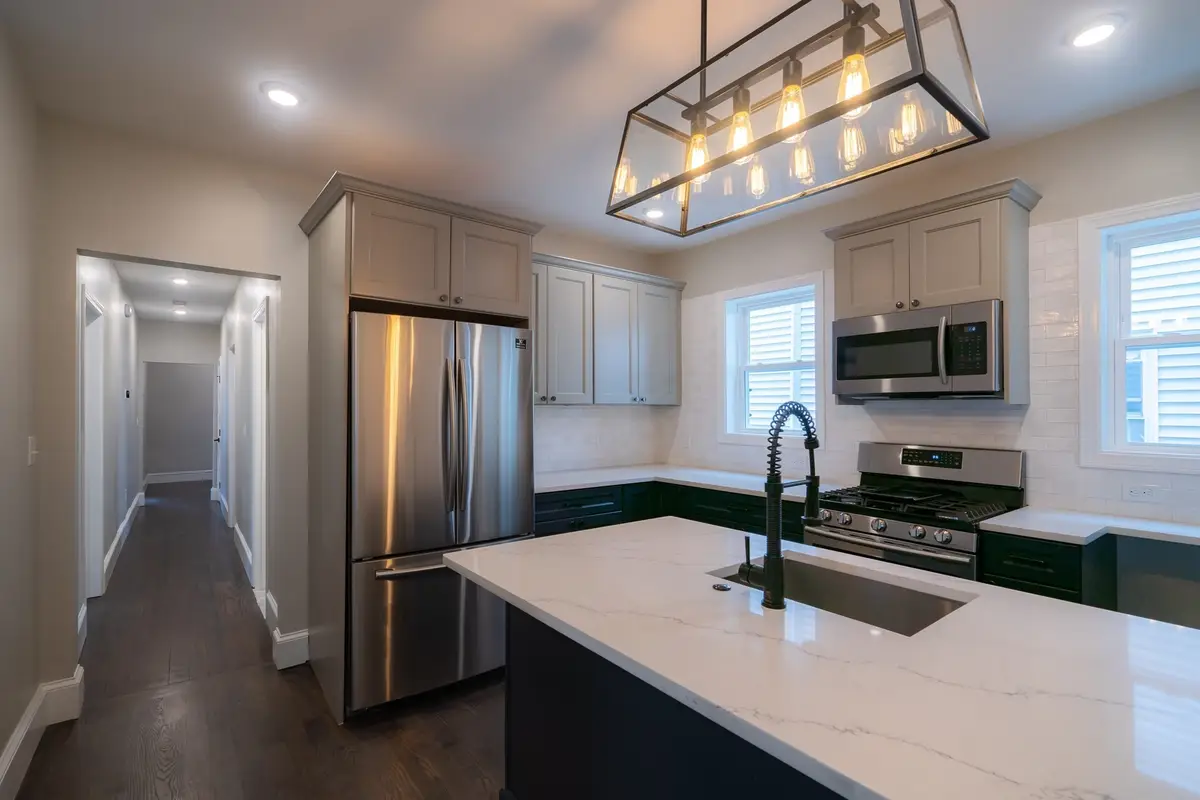 101 Draper St #1, Boston, MA 02122 - #1