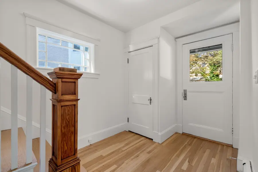 31 Loveland Rd, Brookline, MA 02445 - #3
