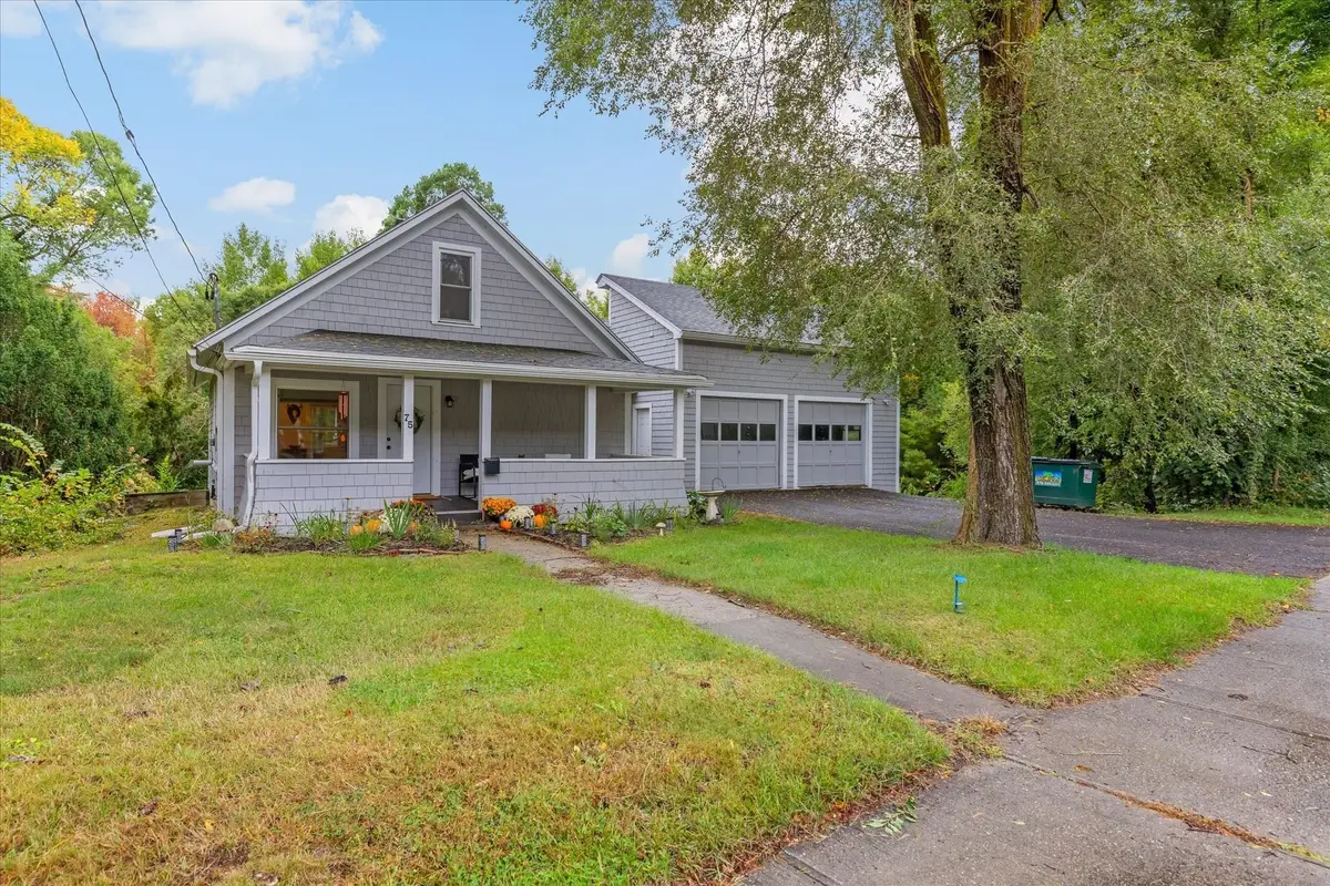 75 Pequoig Ave, Athol, MA 01331 - #1