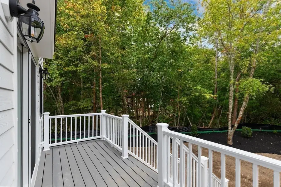 318 Essex Ave #A, Gloucester, MA 01930 - #2