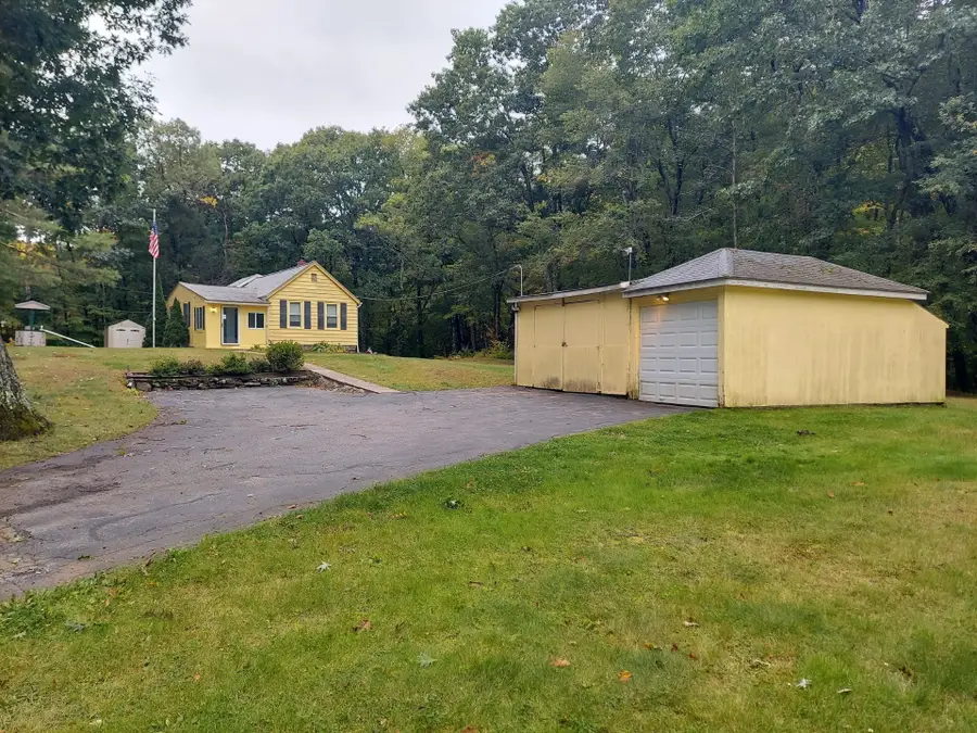 226 Pine St, Leicester, MA 01524 - #2