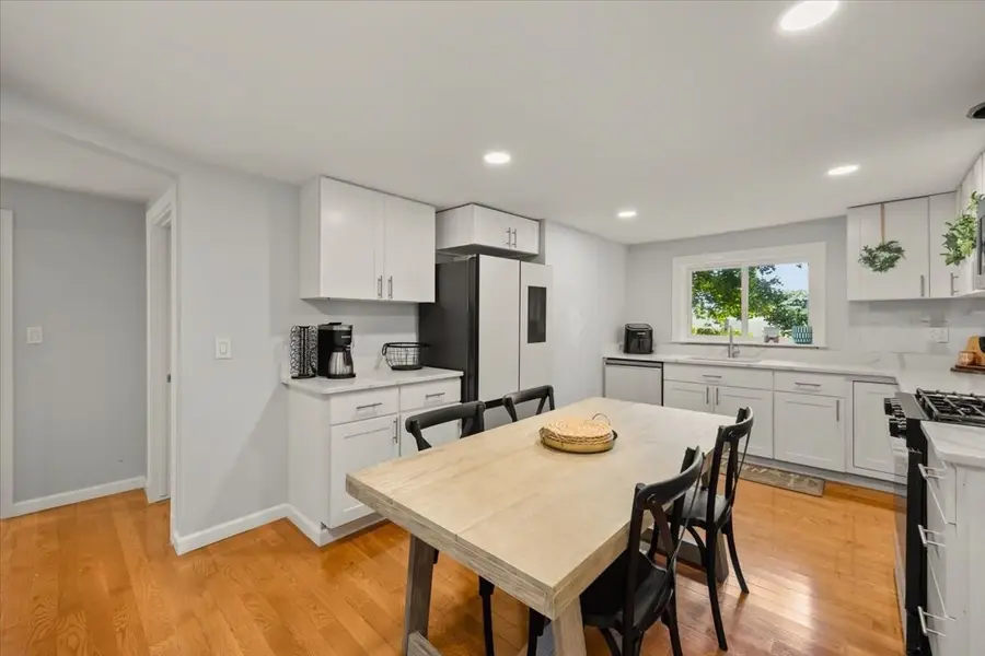 12 Randall Ave, Weymouth, MA 02189 - #2
