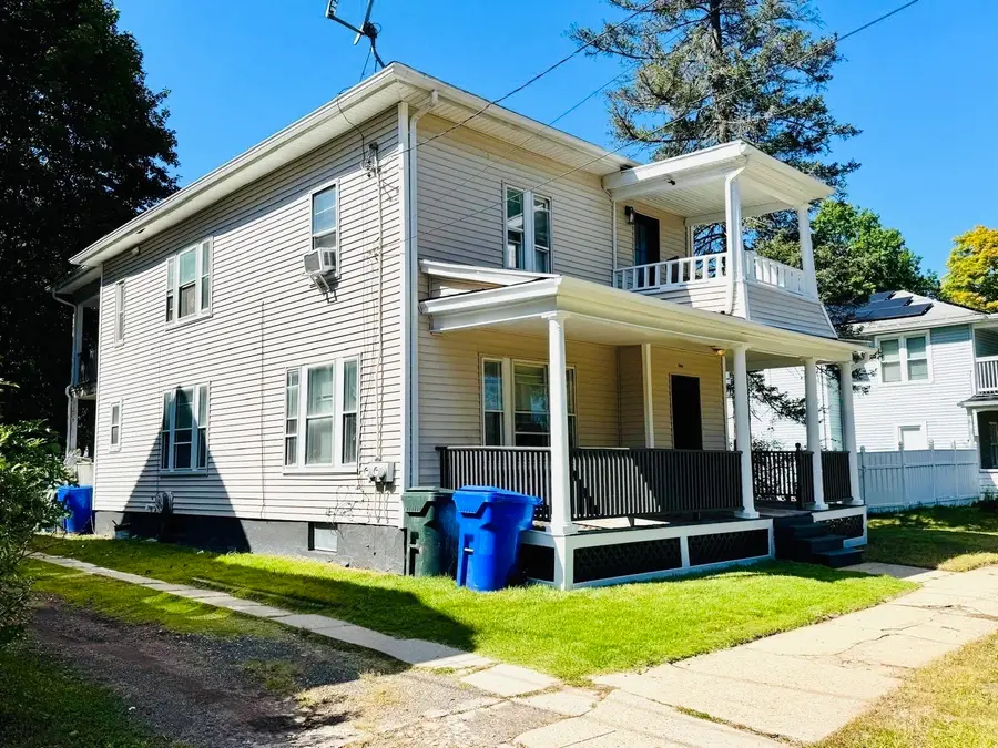 130 Myrtle St, Springfield, MA 01151 - #3