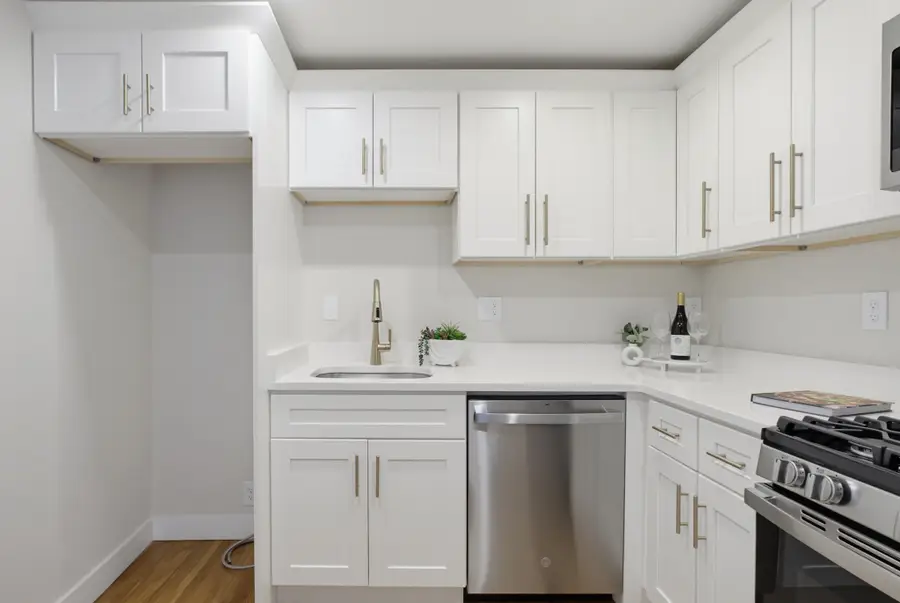 926 East St, Dedham, MA 02026 - #2