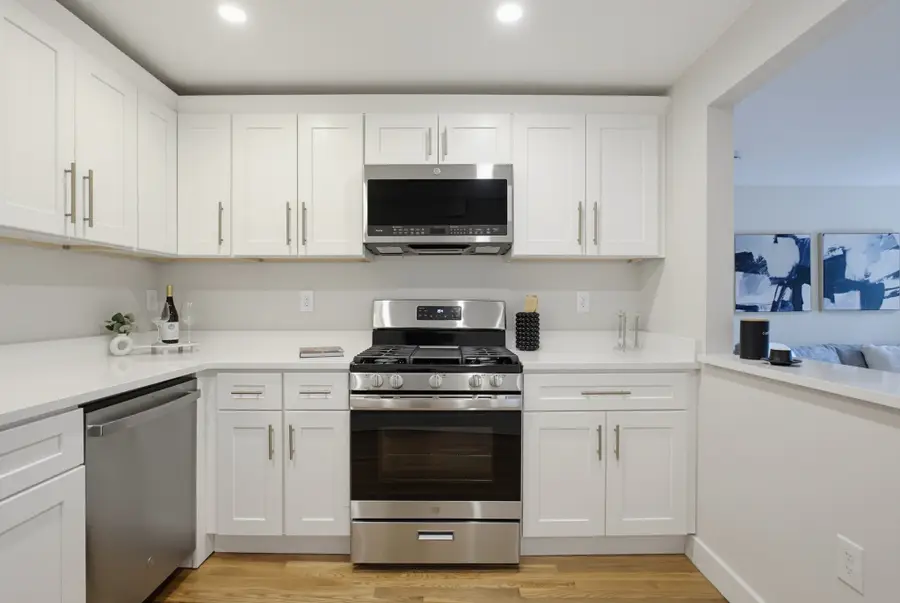 926 East St, Dedham, MA 02026 - #3