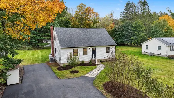 45 Leverett Rd, Amherst, MA 01002