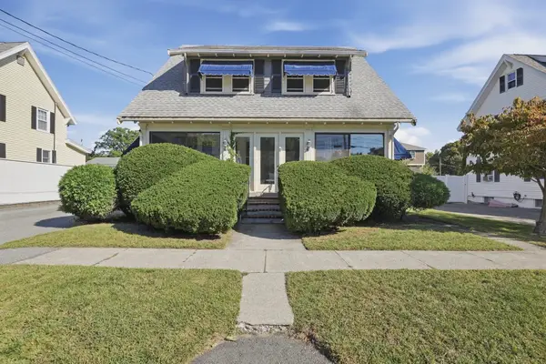 4 Henry Avenue, Woburn, MA 01801