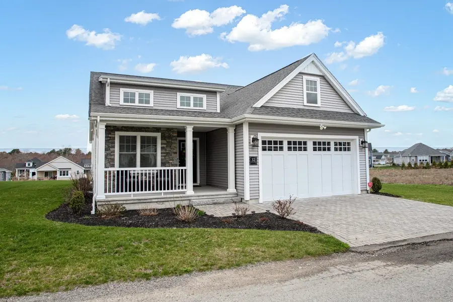 32 Sophia Dr, Rehoboth, MA 02769 - #2
