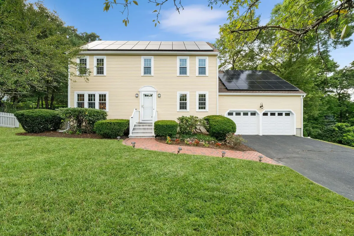 392 Old Farm Rd, Franklin, MA 02038 - #1