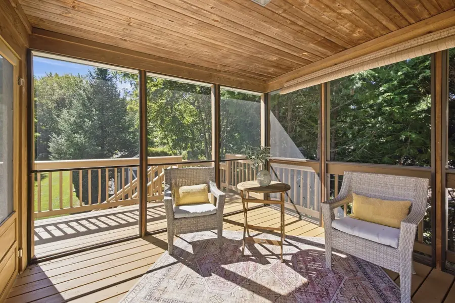 18 Middle St, Lexington, MA 02421 - #3
