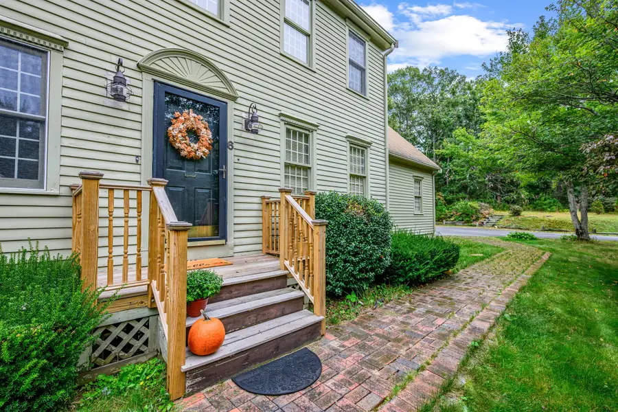 6 Viking Ln, Sandwich, MA 02563 - #2